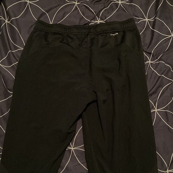 Adidas - Picture 2 of 3